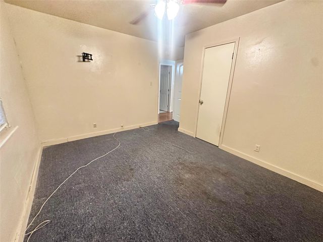 10206 Ashville Drive, Houston, TX 77051