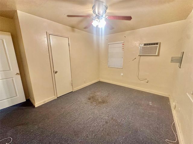 10206 Ashville Drive, Houston, TX 77051