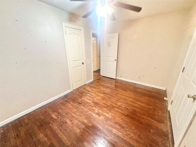 10206 Ashville Drive, Houston, TX 77051