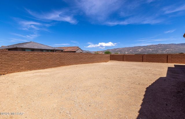 13559 E Red Juniper Way, Tucson, AZ 85747