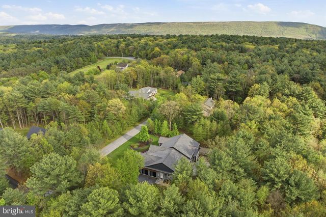 95 NOTTINGHAM CT, Palmerton, PA 18071
