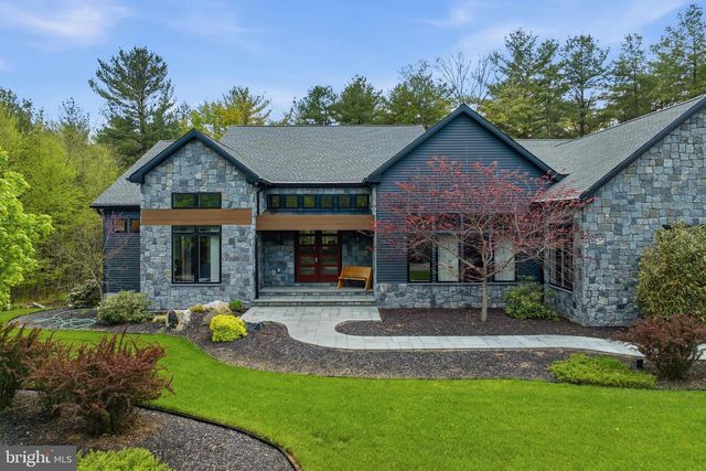 95 NOTTINGHAM CT, Palmerton, PA 18071