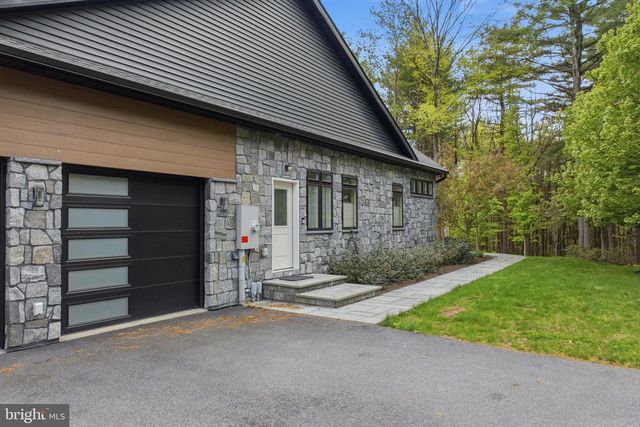 95 NOTTINGHAM CT, Palmerton, PA 18071