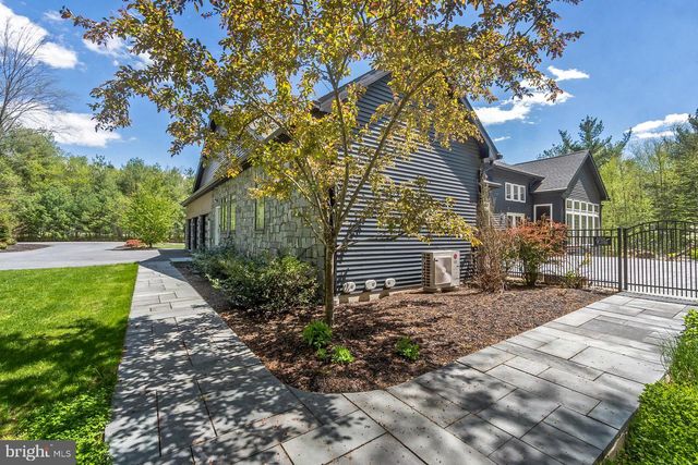 95 NOTTINGHAM CT, Palmerton, PA 18071