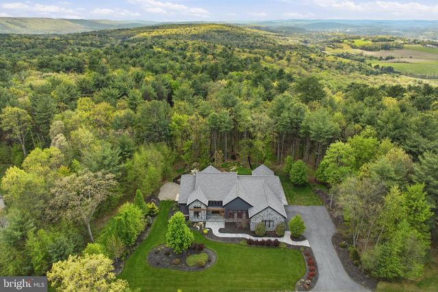 95 NOTTINGHAM CT, Palmerton, PA 18071