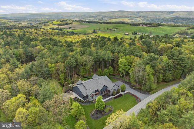 95 NOTTINGHAM CT, Palmerton, PA 18071