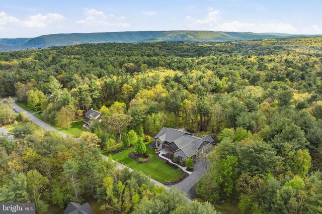 95 NOTTINGHAM CT, Palmerton, PA 18071