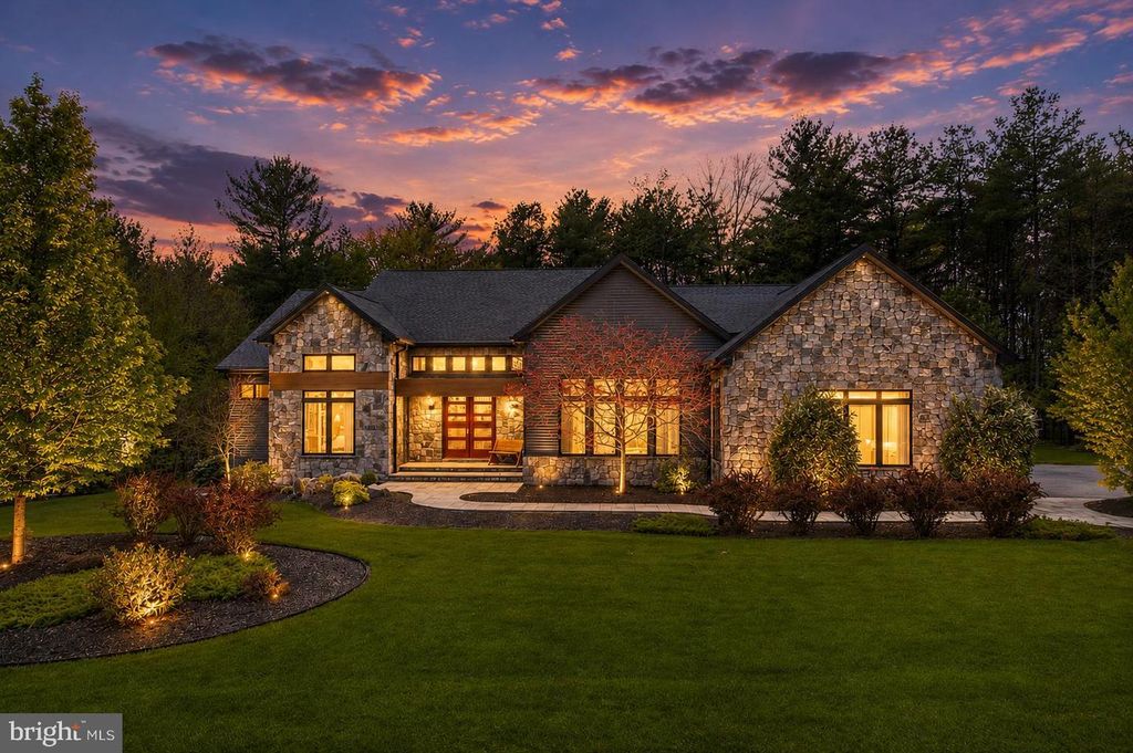 95 NOTTINGHAM CT, Palmerton, PA 18071
