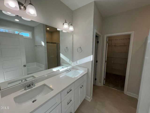 1774 Walnut Run Drive, Deep Run, NC 28525