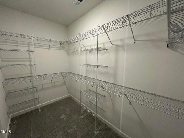 1774 Walnut Run Drive, Deep Run, NC 28525