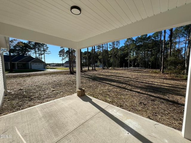 1774 Walnut Run Drive, Deep Run, NC 28525