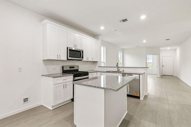 6727 Camila Street, Cove, TX 77523