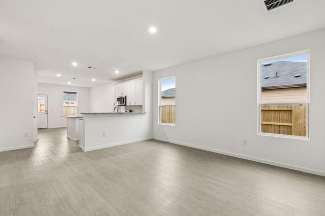 6727 Camila Street, Cove, TX 77523