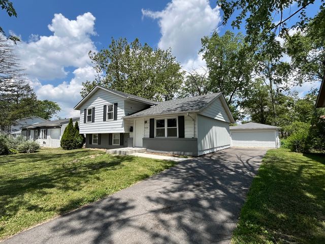 4240 Greenbrier Lane, Richton Park, IL 60471