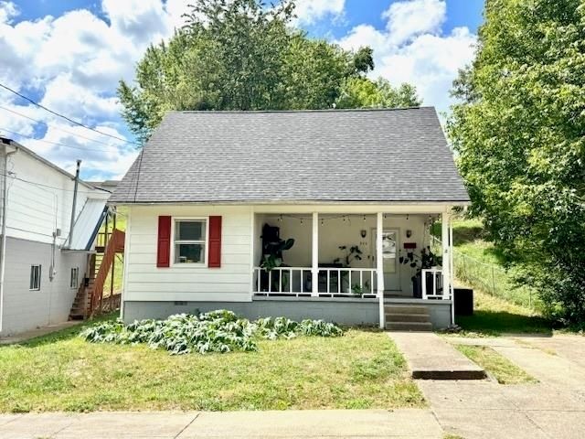 311 Rotary Road, Huntington, WV 25705