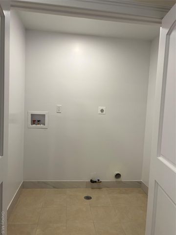 19 Sunlight Hill, Yonkers, NY 10704