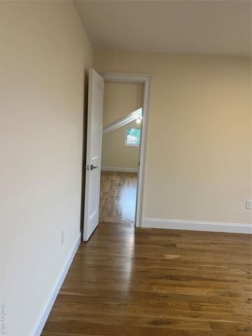 19 Sunlight Hill, Yonkers, NY 10704