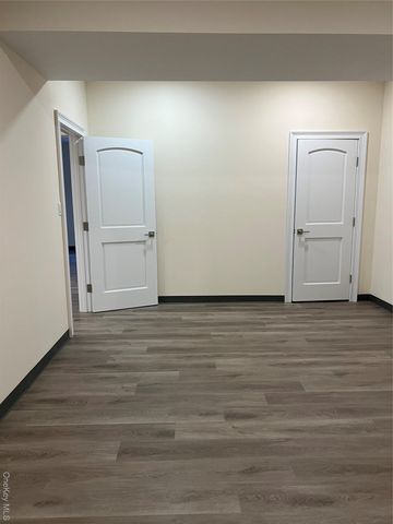 19 Sunlight Hill, Yonkers, NY 10704