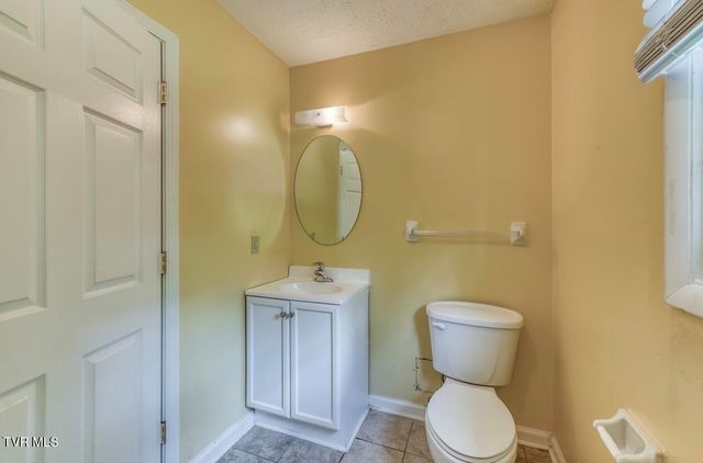 1800 Seminole Drive Apt 24, Johnson City, TN 37604