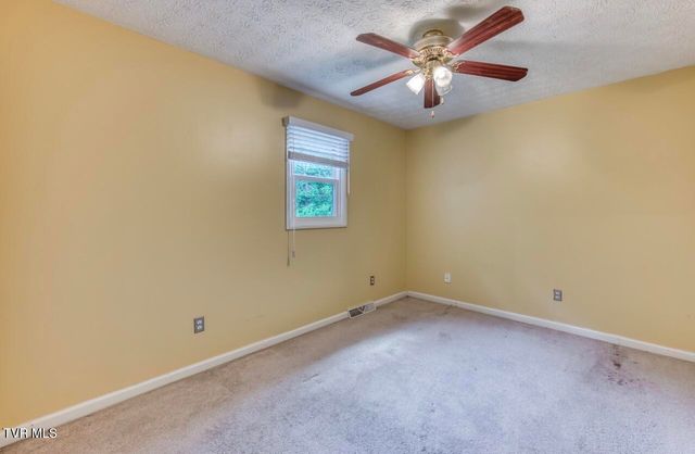 1800 Seminole Drive Apt 24, Johnson City, TN 37604