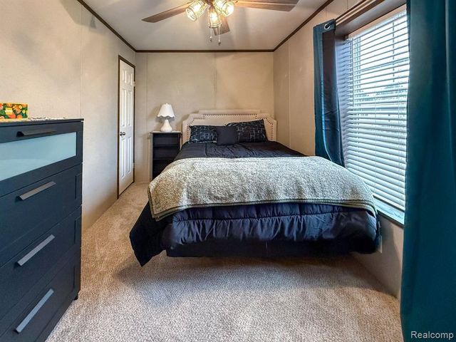 321 Prairie Circle, Carleton, MI 48117