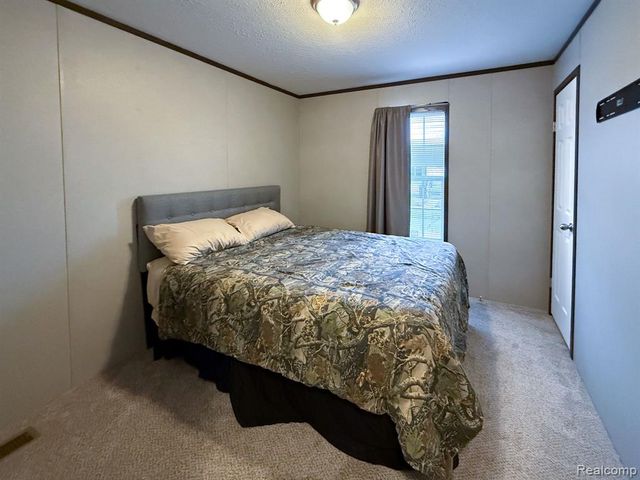 321 Prairie Circle, Carleton, MI 48117