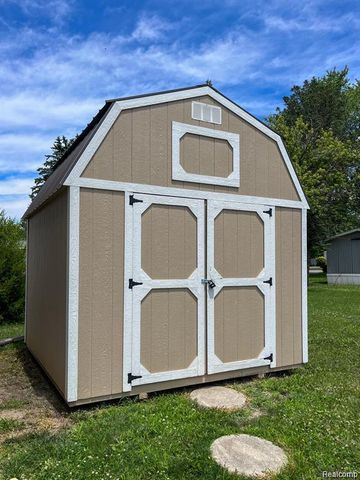 321 Prairie Circle, Carleton, MI 48117