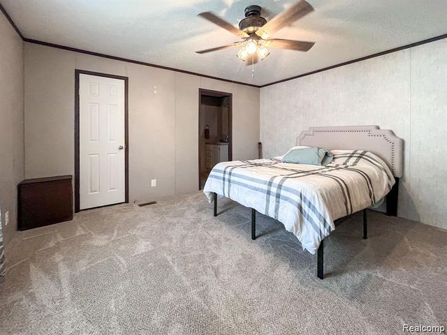 321 Prairie Circle, Carleton, MI 48117