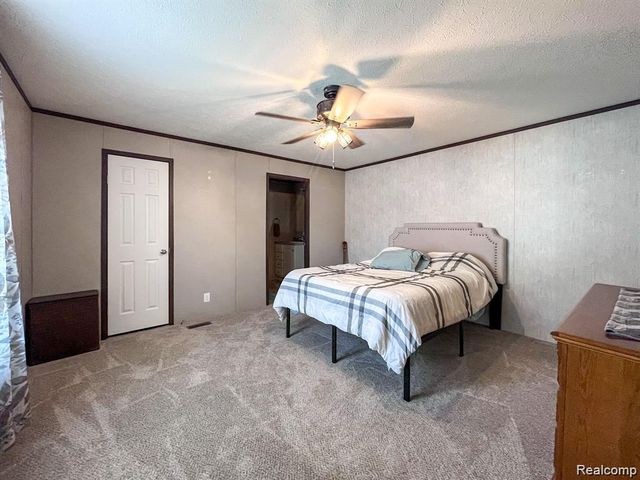 321 Prairie Circle, Carleton, MI 48117