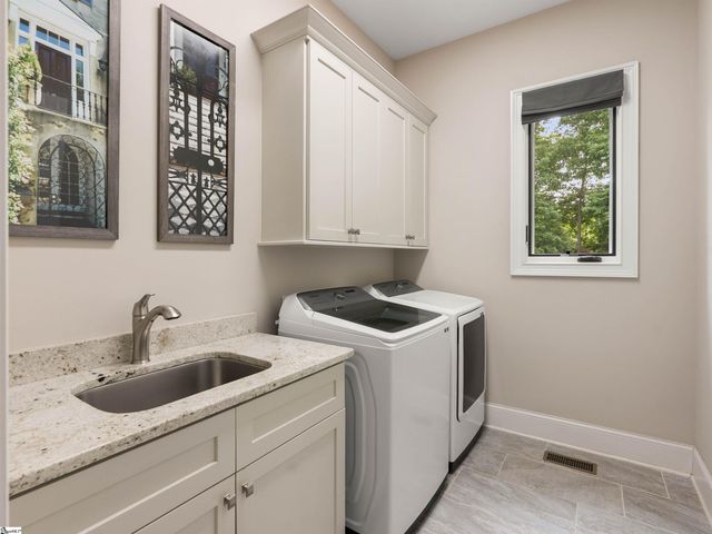 512 Chamblee Boulevard, Greenville, SC 29615