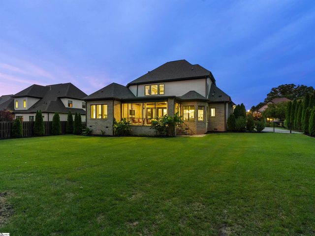 512 Chamblee Boulevard, Greenville, SC 29615