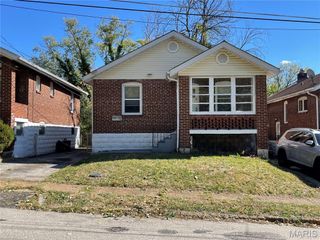 8336 College Avenue, Jennings, MO 63136