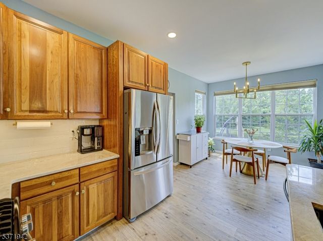 3 Pony Ln, Raritan Twp., NJ 08822