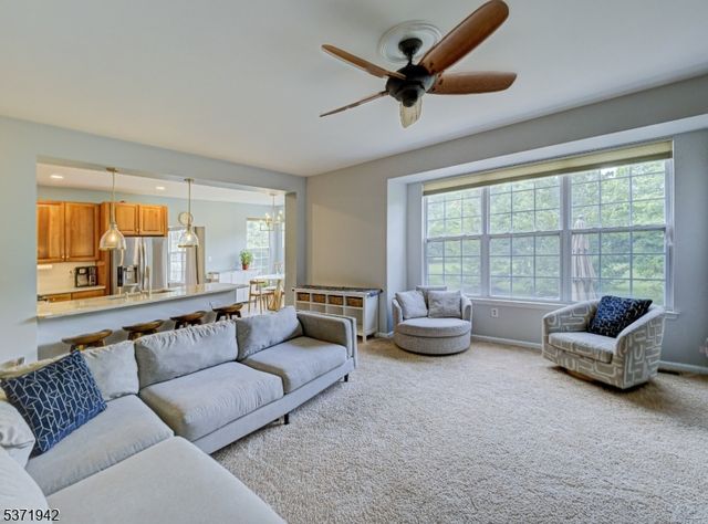 3 Pony Ln, Raritan Twp., NJ 08822