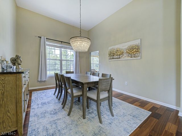 3 Pony Ln, Raritan Twp., NJ 08822