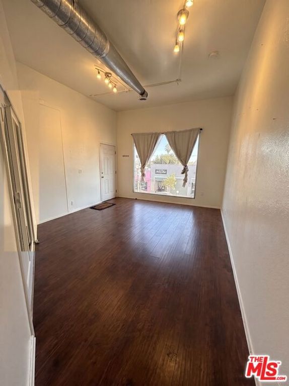 7619 Melrose Avenue, Los Angeles, CA 90046 — photo 5