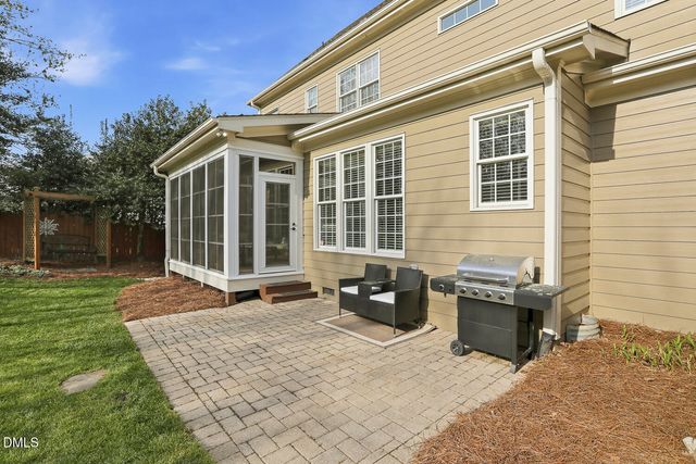 525 Wanderview Lane, Holly Springs, NC 27540