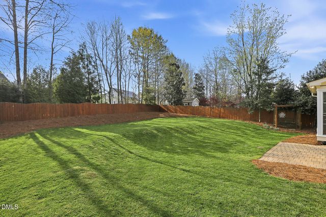 525 Wanderview Lane, Holly Springs, NC 27540