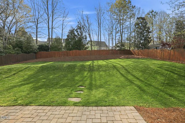 525 Wanderview Lane, Holly Springs, NC 27540