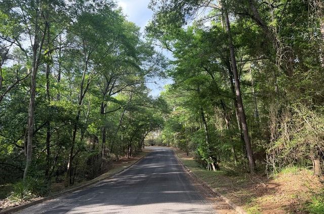 86 E Whippoorwill, Trinity, TX 75862