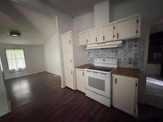 86 E Whippoorwill, Trinity, TX 75862