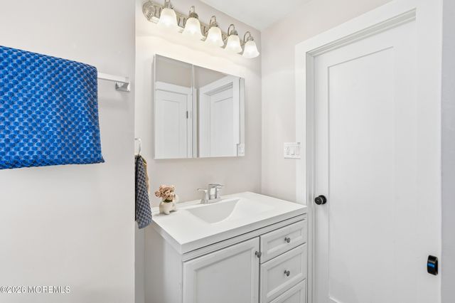521 Myrtle Avenue, West Allenhurst, NJ 07711