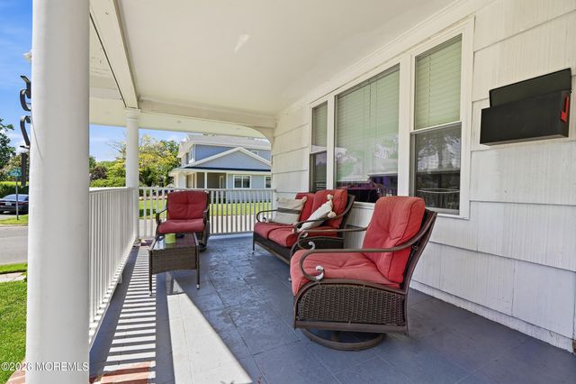 521 Myrtle Avenue, West Allenhurst, NJ 07711
