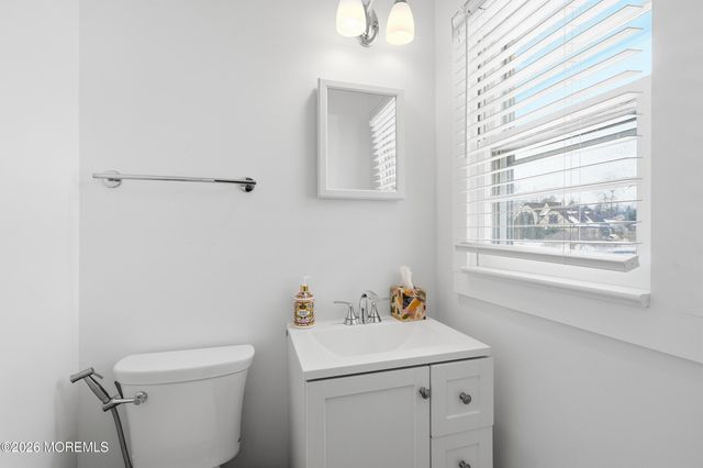 521 Myrtle Avenue, West Allenhurst, NJ 07711