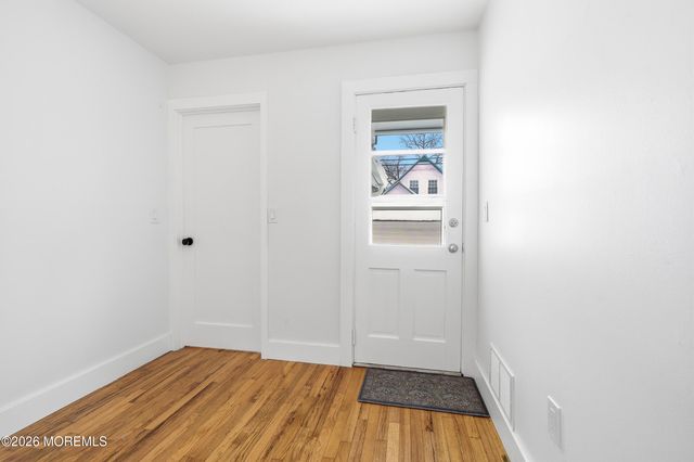 521 Myrtle Avenue, West Allenhurst, NJ 07711