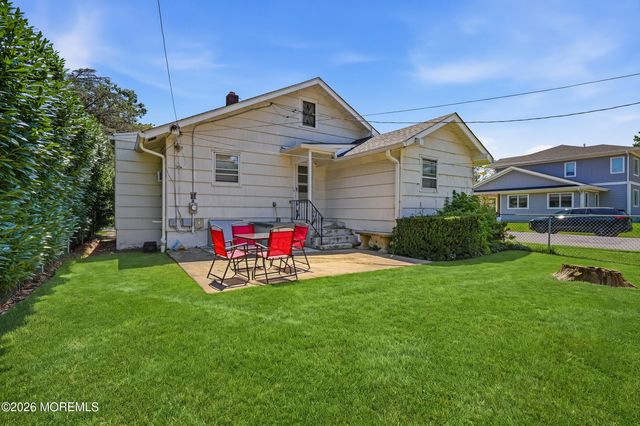 521 Myrtle Avenue, West Allenhurst, NJ 07711