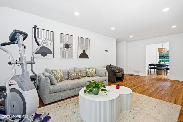 521 Myrtle Avenue, West Allenhurst, NJ 07711