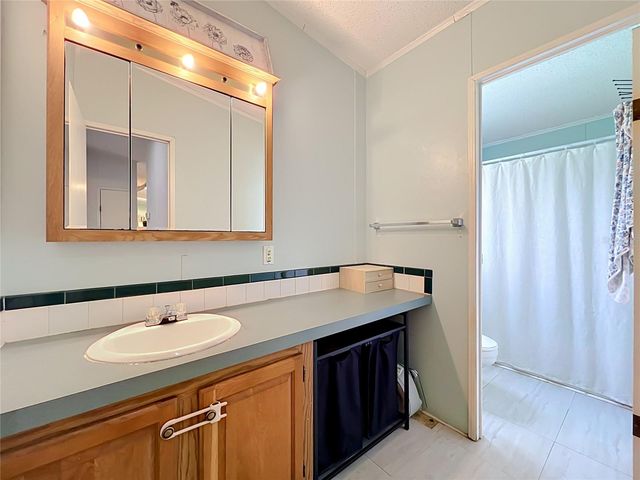 23834 COUNTY ROAD 33, Groveland, FL 34736