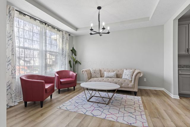 121 E Wind Road, Delaware, OH 43015