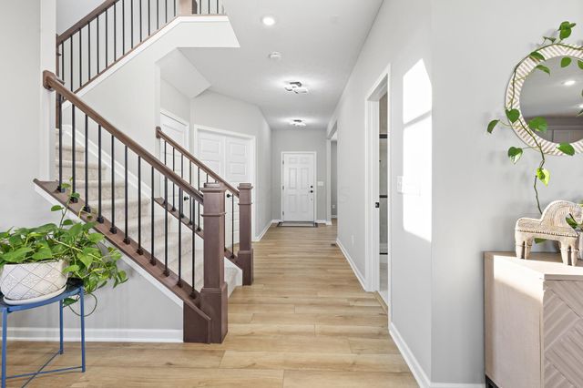 121 E Wind Road, Delaware, OH 43015